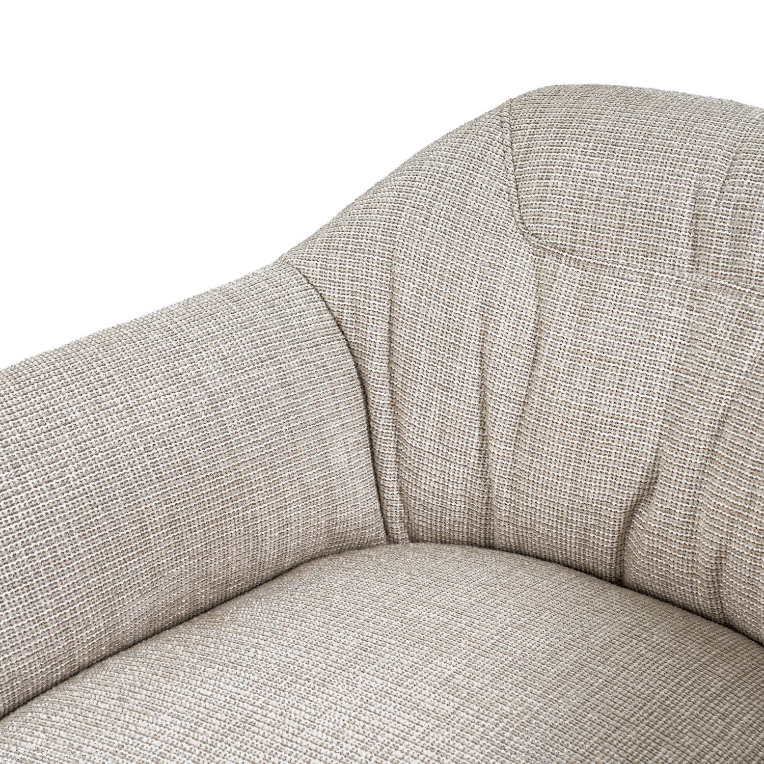 Sillón beige con patas de metal
