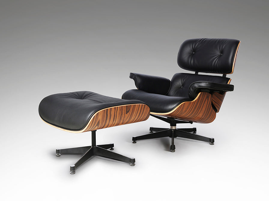 Cadeirão Eames com Pousa Pés