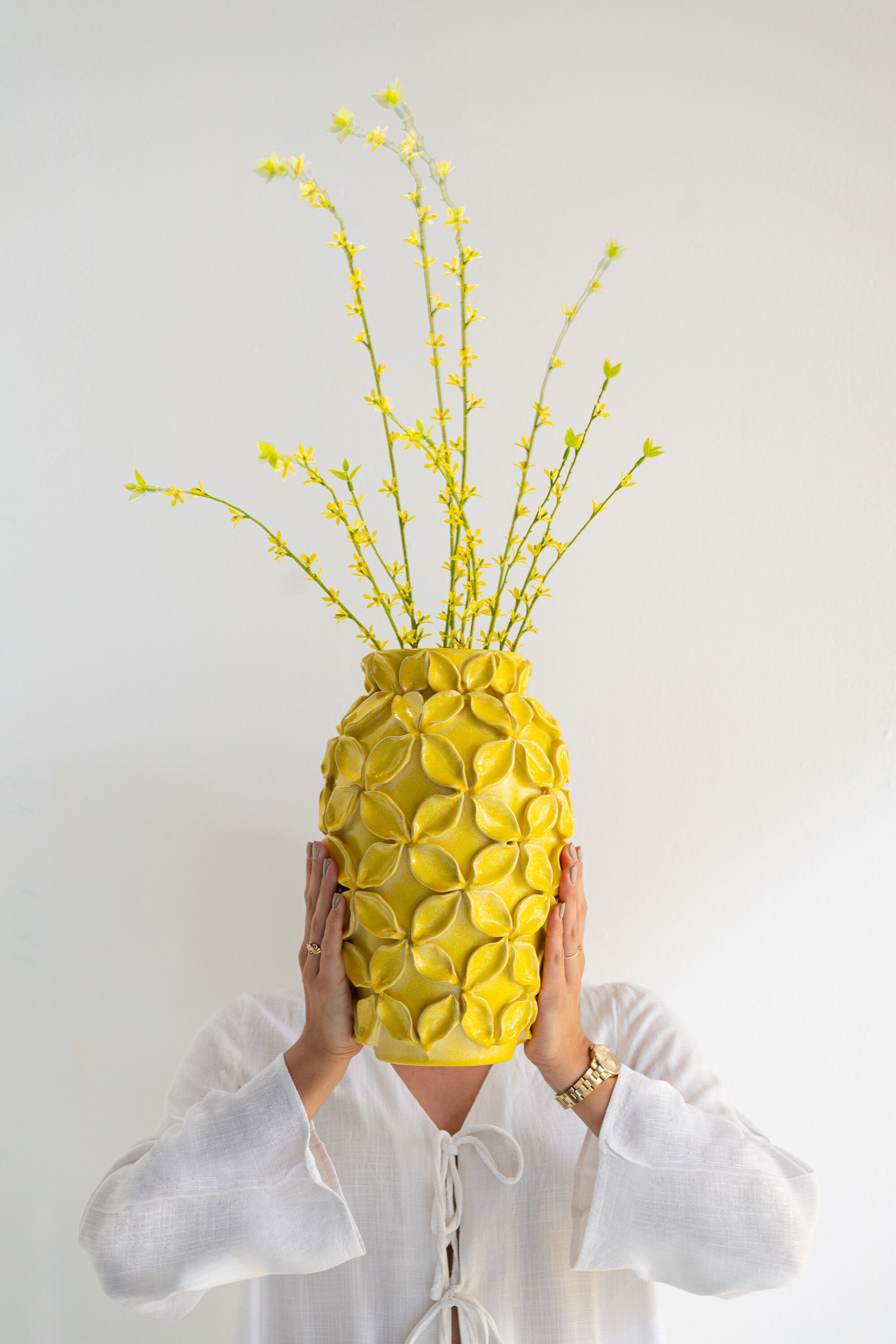 Yellow acrylic flower vase S