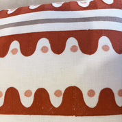 Almofada com Padrão Bordado Oakham Beje