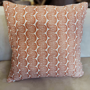 Almofada com Padrão Raft Stripe