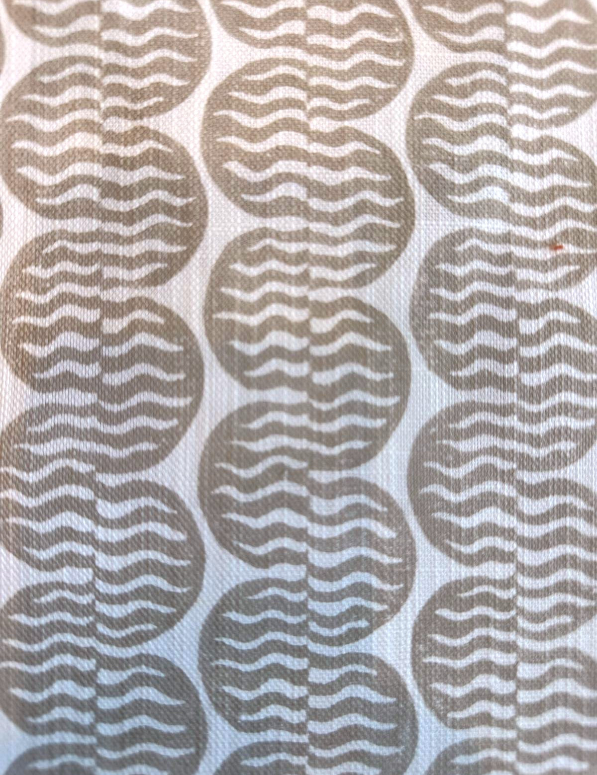 Almofada com Padrão Raft Stripe