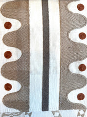 Almofada com Padrão Bordado Oakham Tijolo